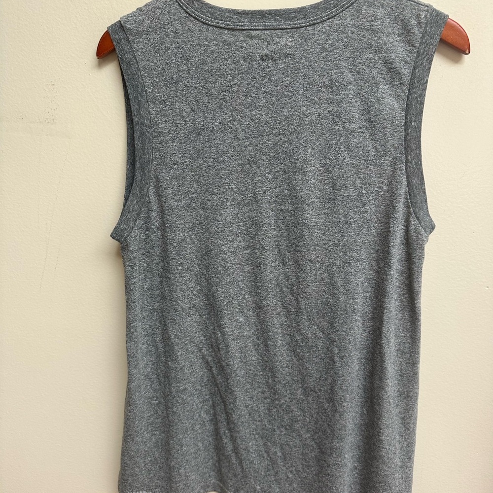 The Great. Charcoal  Tee - Picture 6 of 6